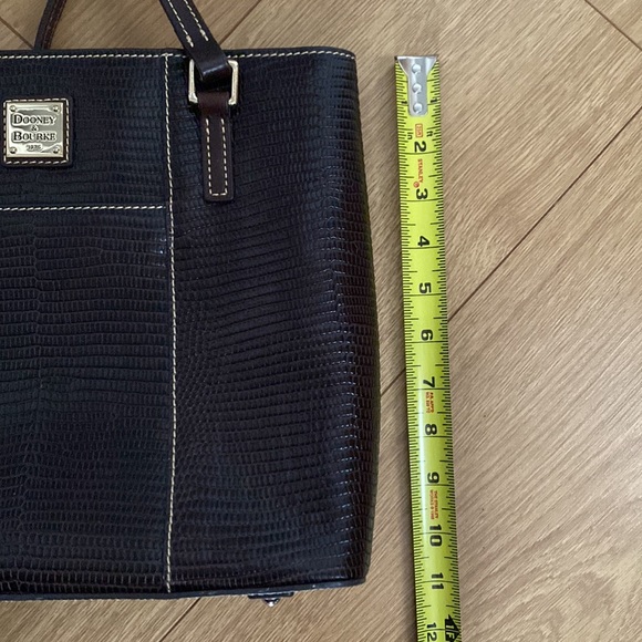 Dooney & Bourke Purse - Picture 8 of 9